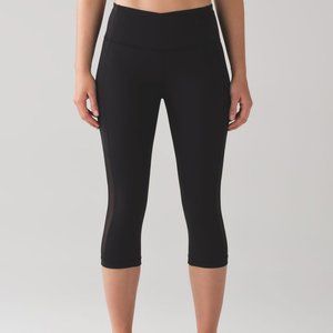 LULULEMON black gear up crop legging